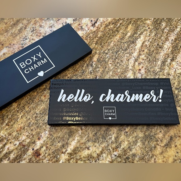 BoxyCharm hello, charmer! Eyeshadow palette - Picture 2 of 2